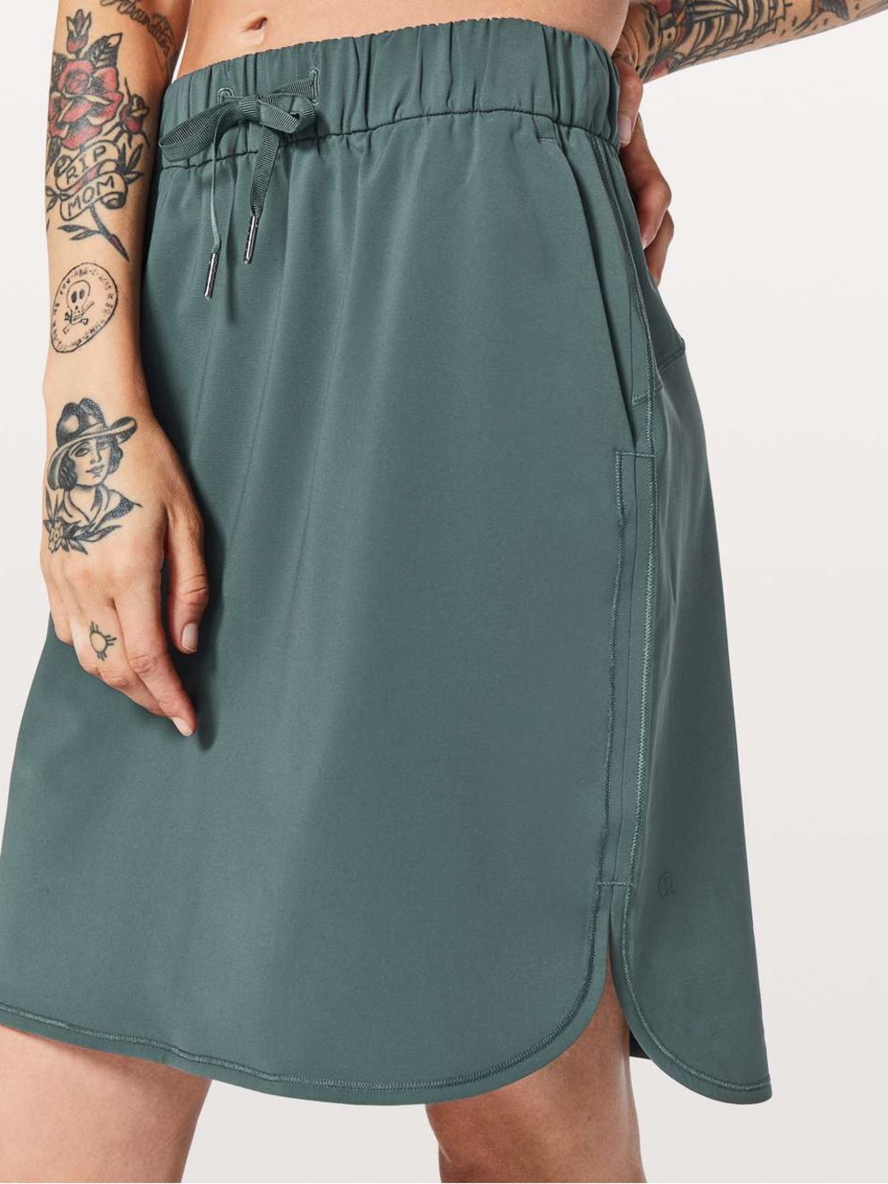 Lululemon On The Fly Skirt 21” Gravity Green High Rise Travel 6 Small